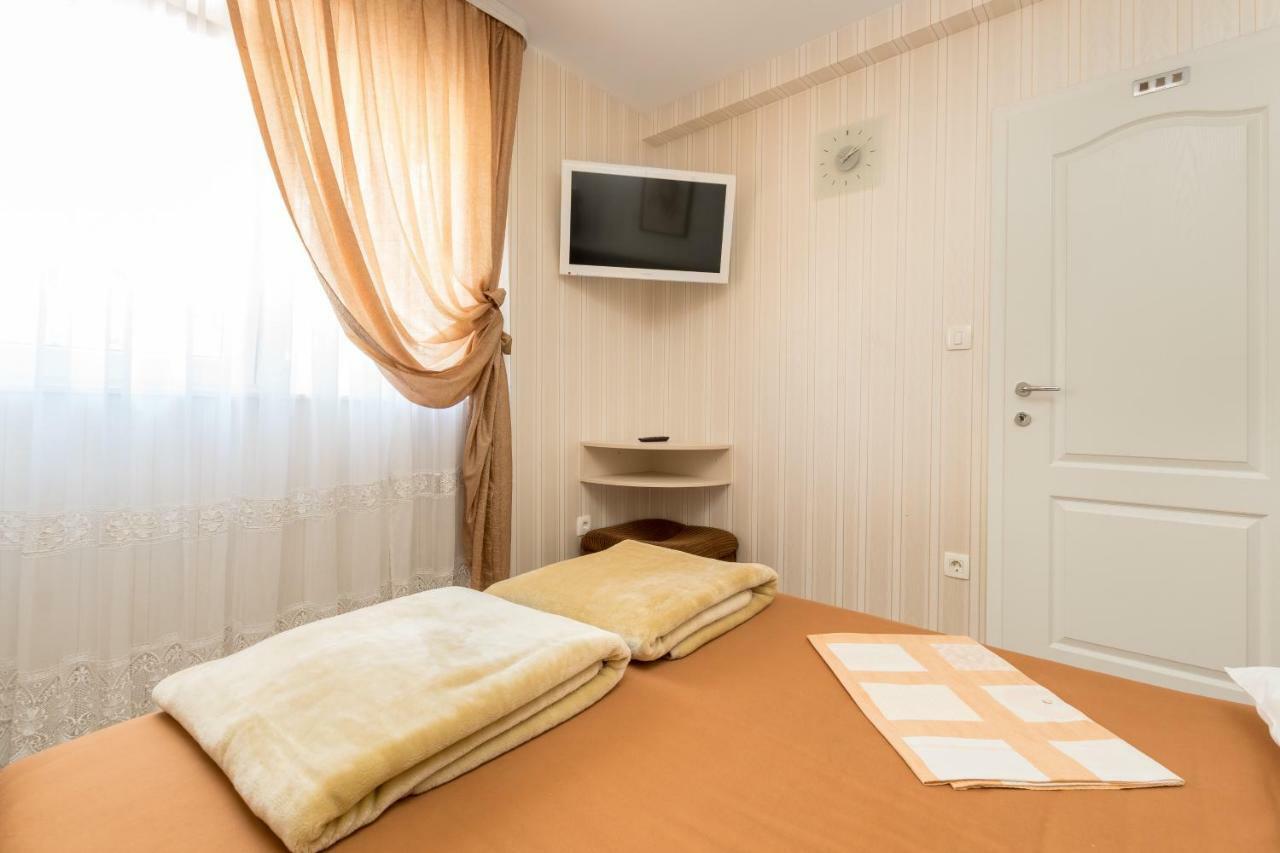Apartments Ivan Kastela Exterior photo
